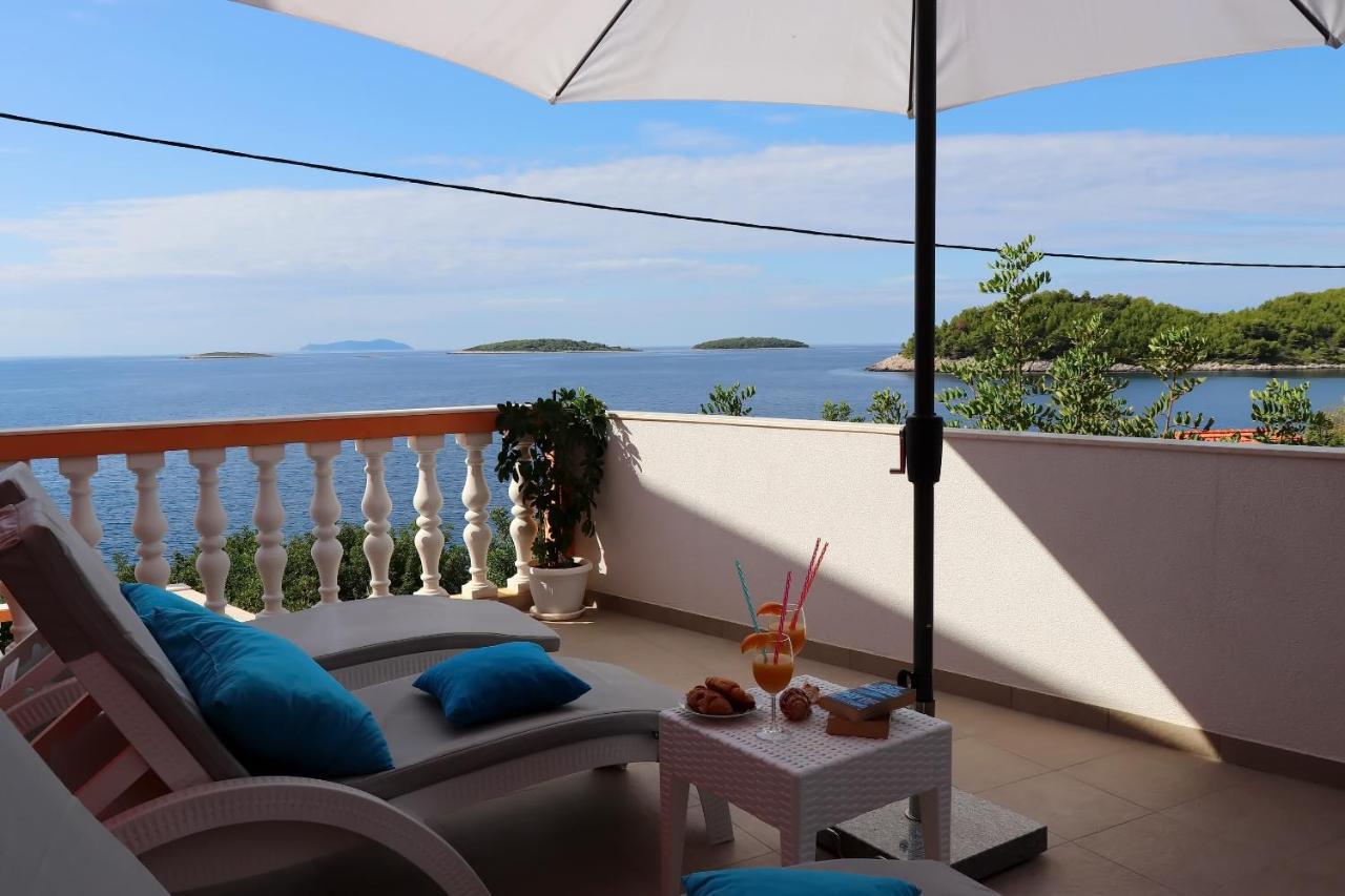 Holiday Home Adriatic View プリズバ エクステリア 写真