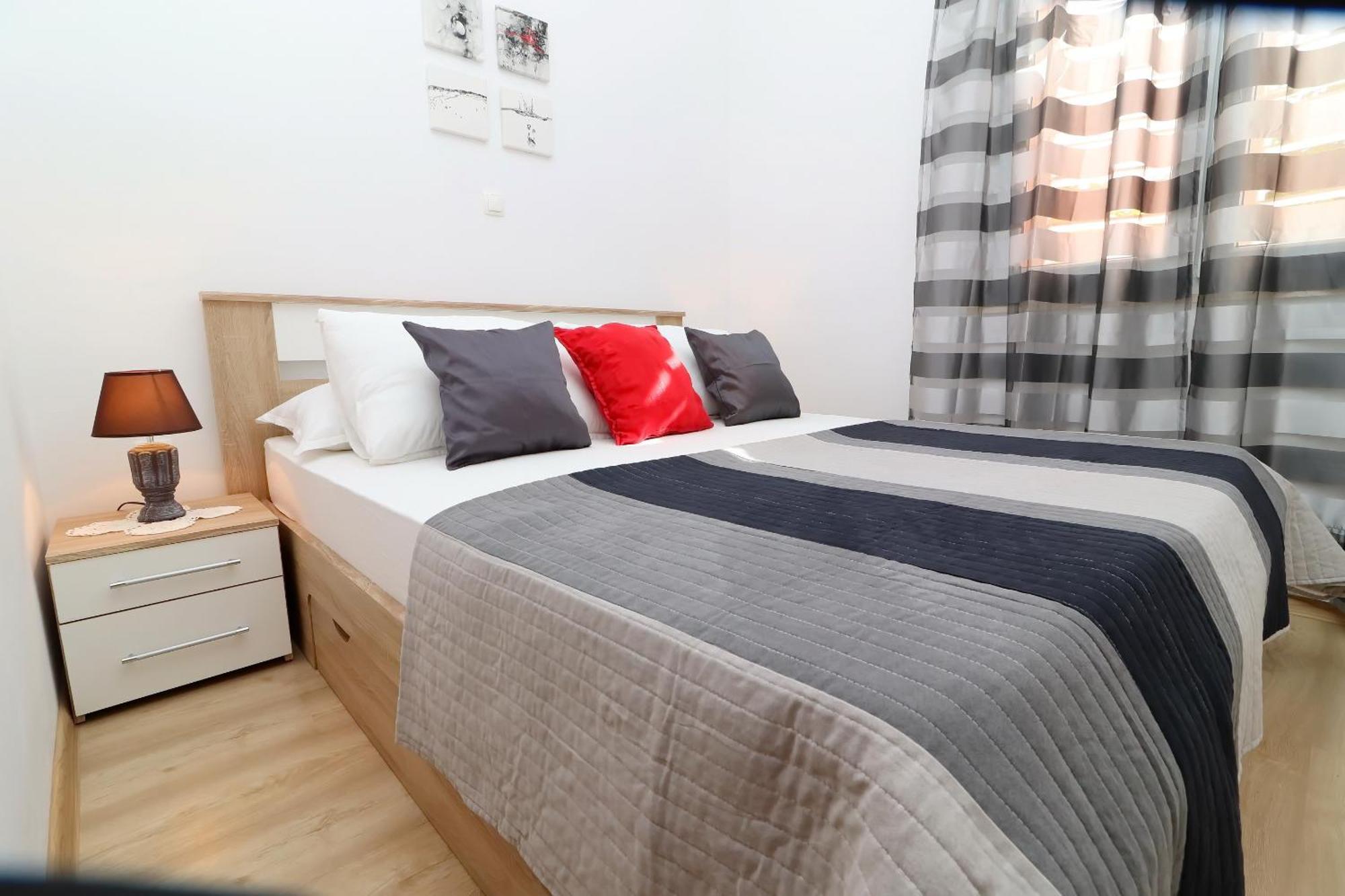 Holiday Home Adriatic View プリズバ 部屋 写真